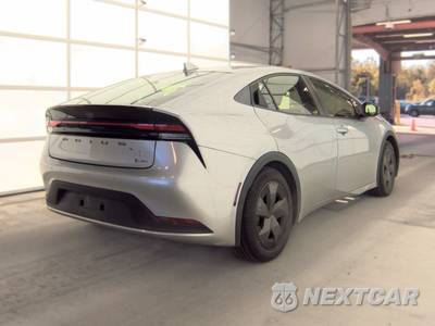2023 Toyota Prius LE - zdjęcie 4 z 33 - miniatura