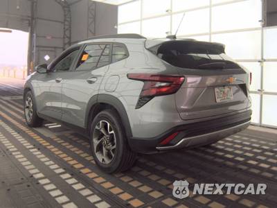 2025 Chevrolet Trax LT - zdjęcie 6 z 19 - miniatura