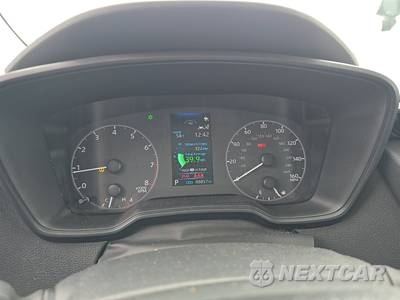 2025 Toyota Corolla LE Sedan - zdjęcie 12 z 33 - miniatura