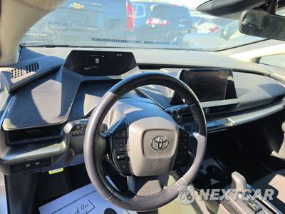 2023 Toyota Prius LE - zdjęcie 11 z 40 - miniatura