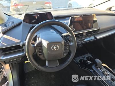 2025 Toyota Prius LE - zdjęcie 11 z 23 - miniatura