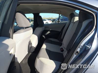 2025 Toyota Corolla LE Sedan - zdjęcie 13 z 29 - miniatura