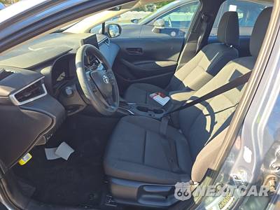 2026 Toyota Corolla LE Sedan - zdjęcie 7 z 26 - miniatura