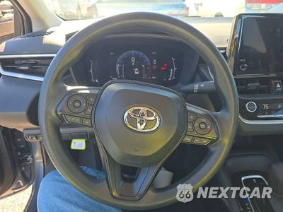 2026 Toyota Corolla LE Sedan - zdjęcie 10 z 26 - miniatura