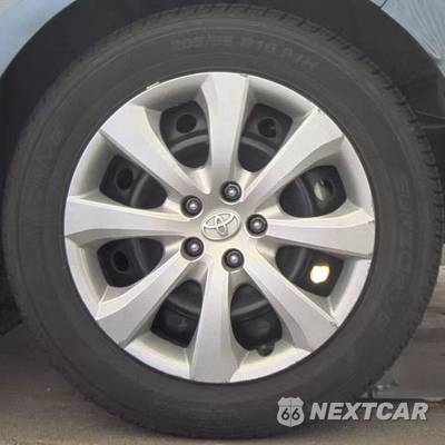 2025 Toyota Corolla LE Sedan - zdjęcie 35 z 38 - miniatura