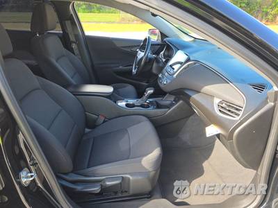 2021 Chevrolet Malibu RS 1SP - zdjęcie 8 z 31 - miniatura
