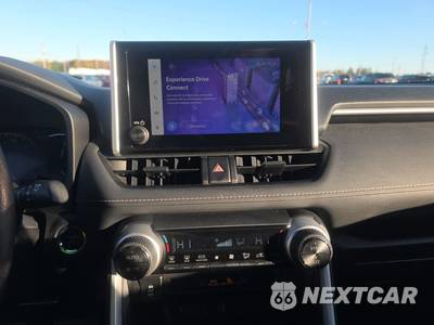 2025 Toyota RAV4 Hybrid XLE - zdjęcie 11 z 28 - miniatura