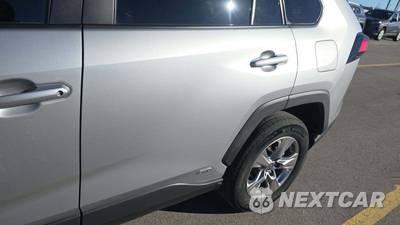 2025 Toyota RAV4 Hybrid XLE - zdjęcie 19 z 28 - miniatura