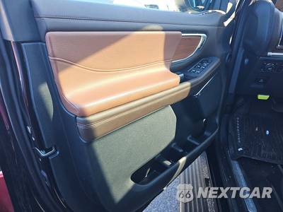 2025 Ford Expedition MAX King Ranch - zdjęcie 9 z 32 - miniatura