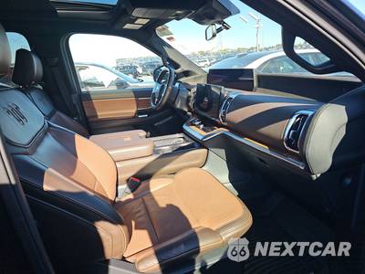 2025 Ford Expedition MAX King Ranch - zdjęcie 8 z 32 - miniatura