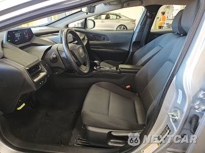 2023 Toyota Prius LE - zdjęcie 7 z 33 - miniatura