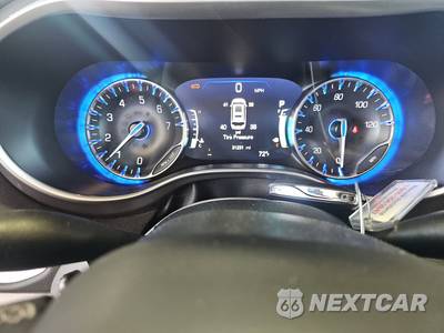 2024 Chrysler Pacifica Touring L 121.6" WB - zdjęcie 12 z 31 - miniatura