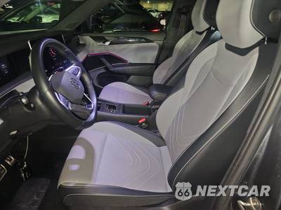 2026 Volkswagen Tiguan SE R-Line Black - zdjęcie 7 z 20 - miniatura