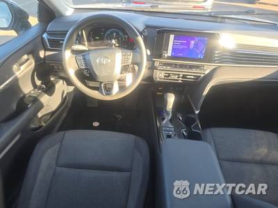 2025 Toyota Camry LE - zdjęcie 11 z 30 - miniatura