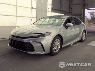 2025 Toyota Camry LE - zdjęcie 1 z 30 - miniatura