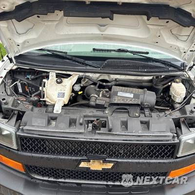 2019 Chevrolet Express 3500 Cutaway 1WT DRW - zdjęcie 13 z 22 - miniatura