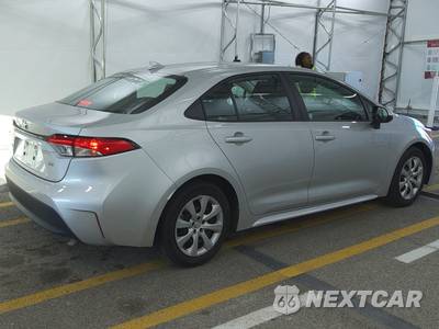 2025 Toyota Corolla LE Sedan - zdjęcie 4 z 24 - miniatura