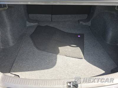 2026 Toyota Corolla LE Sedan - zdjęcie 16 z 28 - miniatura