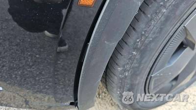 2025 Toyota Prius LE - zdjęcie 34 z 37 - miniatura
