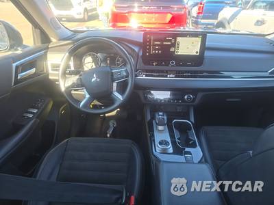 2025 Mitsubishi Outlander SE - zdjęcie 11 z 23 - miniatura