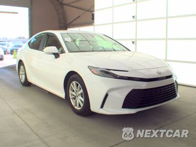 2025 Toyota Camry LE - zdjęcie 3 z 28 - miniatura