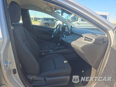 2025 Toyota Corolla LE Sedan - zdjęcie 8 z 31 - miniatura