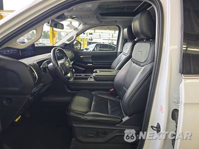 2025 Ford Expedition MAX Platinum - zdjęcie 7 z 31 - miniatura