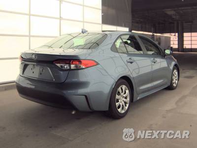 2026 Toyota Corolla LE Sedan - zdjęcie 4 z 32 - miniatura