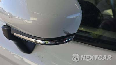 2025 Toyota Camry SE - zdjęcie 19 z 36 - miniatura