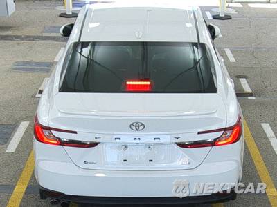 2025 Toyota Camry SE - zdjęcie 5 z 36 - miniatura