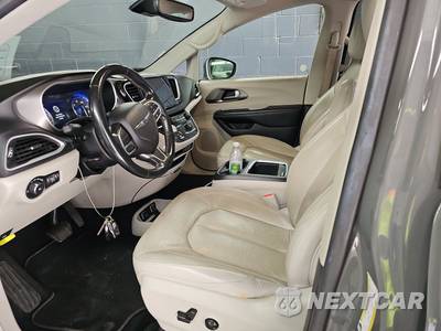 2021 Chrysler Pacifica Touring L 121.6" WB - zdjęcie 7 z 45 - miniatura