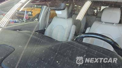 2021 Chrysler Pacifica Touring L 121.6" WB - zdjęcie 36 z 42 - miniatura