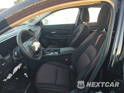 2026 Nissan Sentra SR - zdjęcie 7 z 30 - miniatura