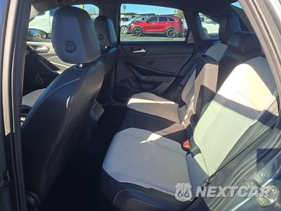 2021 Volkswagen Jetta R-Line - zdjęcie 13 z 30 - miniatura