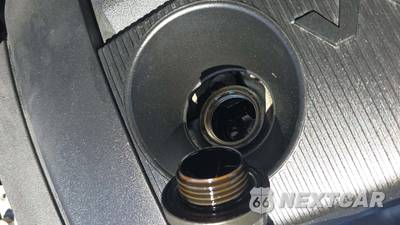 2015 Toyota Highlander LE - zdjęcie 18 z 36 - miniatura
