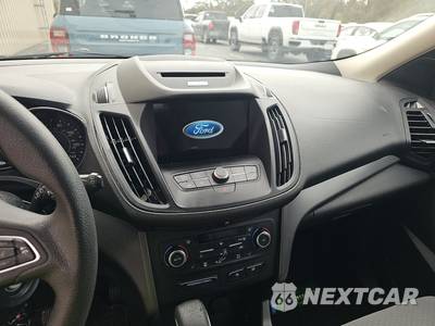 2018 Ford Escape SE - zdjęcie 11 z 26 - miniatura