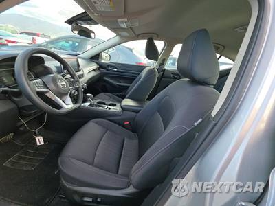 2025 Nissan Altima SV - zdjęcie 7 z 26 - miniatura