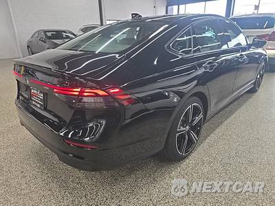 2026 Honda Accord Sedan SE - zdjęcie 4 z 22 - miniatura