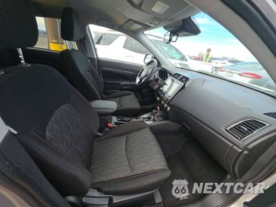 2026 Mitsubishi Outlander Sport 2.0 LE - zdjęcie 8 z 25 - miniatura