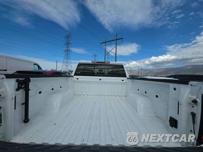 2025 GMC Sierra 1500 SLT Crew Cab Short Bed 4SA - zdjęcie 17 z 24 - miniatura