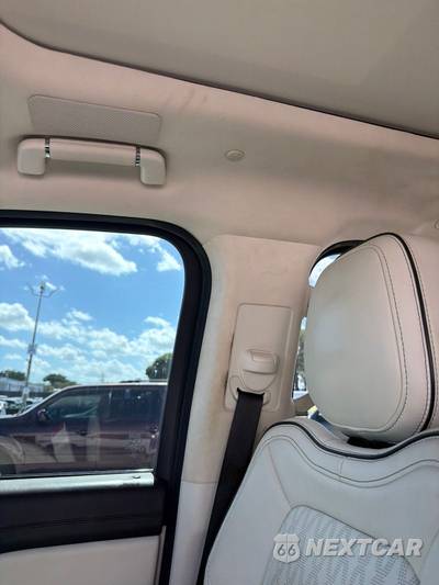 2022 Lincoln Navigator L Black Label - zdjęcie 37 z 38 - miniatura
