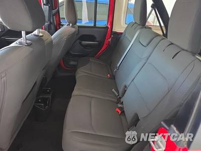2020 Jeep Wrangler Unlimited Sport S - zdjęcie 10 z 18 - miniatura