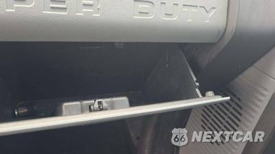 2015 Ford Super Duty F-250 XLT Crew Cab Medium Bed - zdjęcie 21 z 41 - miniatura