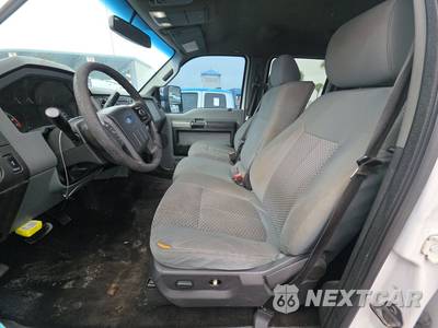 2015 Ford Super Duty F-250 XLT Crew Cab Medium Bed - zdjęcie 7 z 41 - miniatura