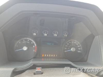 2015 Ford Super Duty F-250 XLT Crew Cab Medium Bed - zdjęcie 12 z 41 - miniatura