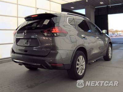 2020 Nissan Rogue SV - zdjęcie 5 z 13 - miniatura