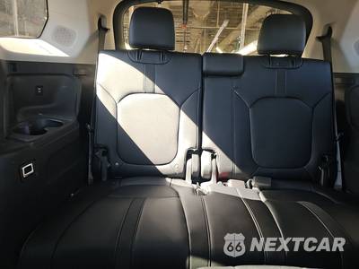 2025 Honda Pilot Touring - zdjęcie 14 z 28 - miniatura