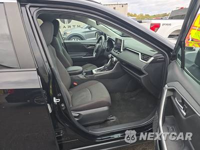 2023 Toyota RAV4 XLE - zdjęcie 8 z 31 - miniatura