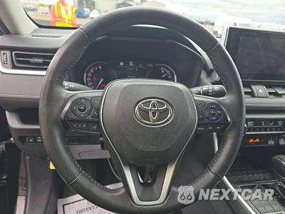 2023 Toyota RAV4 XLE - zdjęcie 10 z 31 - miniatura
