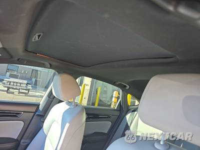 2025 Honda Civic Sedan Hybrid Sport Touring - zdjęcie 19 z 27 - miniatura